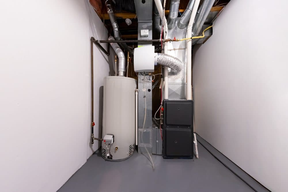 Gas vs Electric Water Heaters: 6 Advantages and Disadvantages