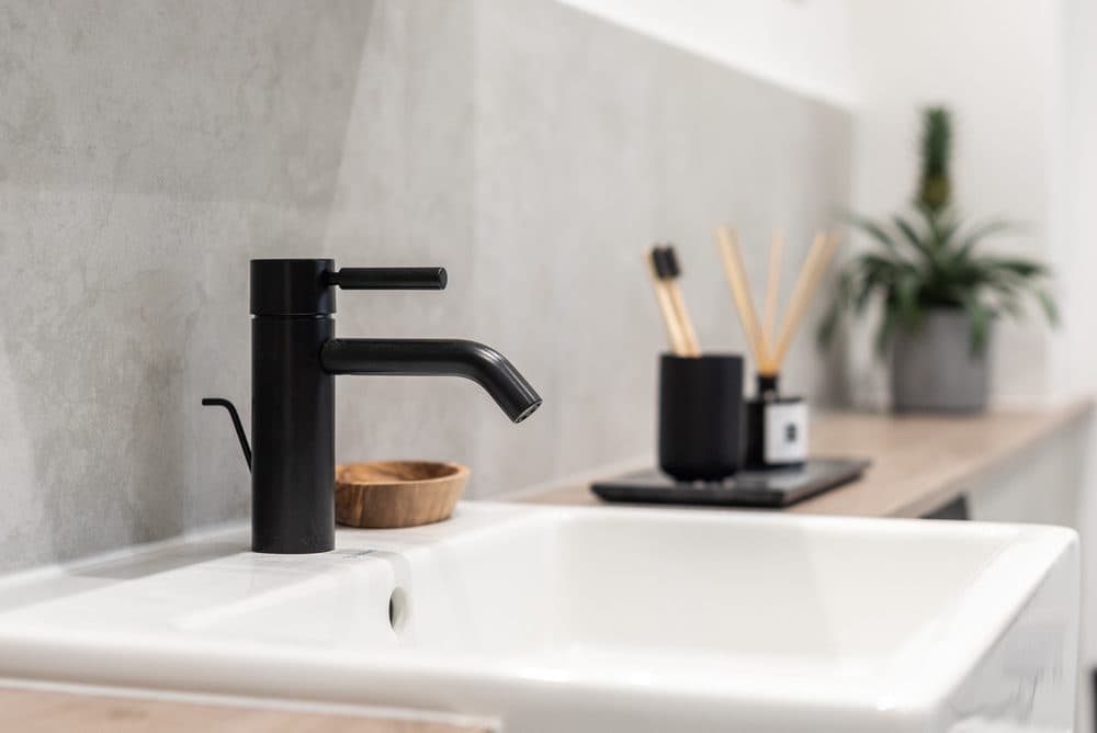 What Are Low-Flow Faucets and Plumbing Fixtures?