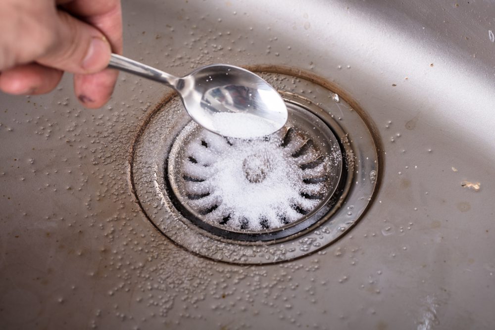 10 Ways to Unclog a Drain: Troubleshooting Steps