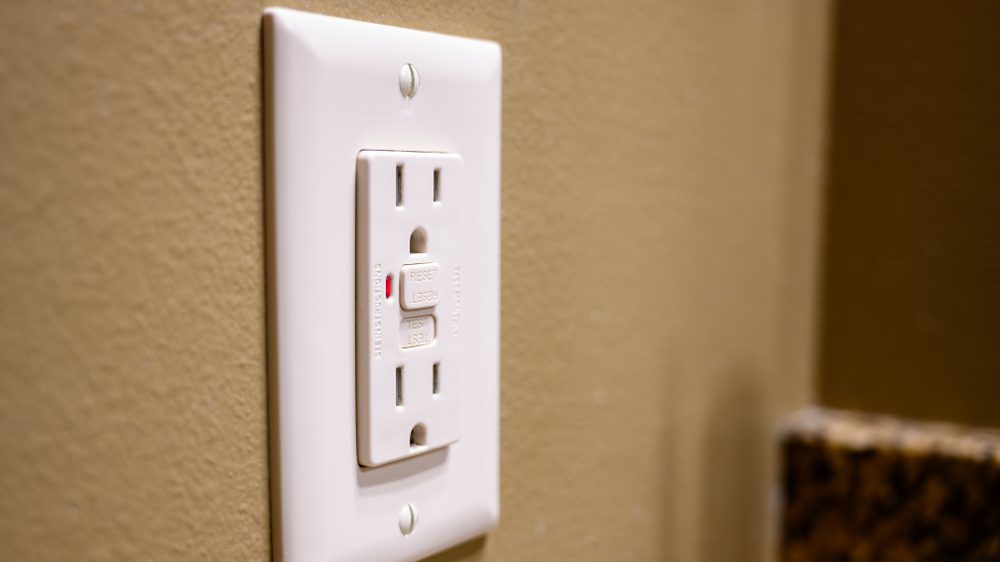 Top Reasons Your Power Outlet Is Not Working but the Circuit Breaker Is Not Tripped