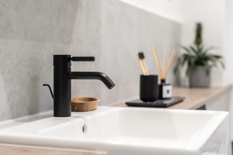 What Are LowFlow Faucets and Plumbing Fixtures? Snell