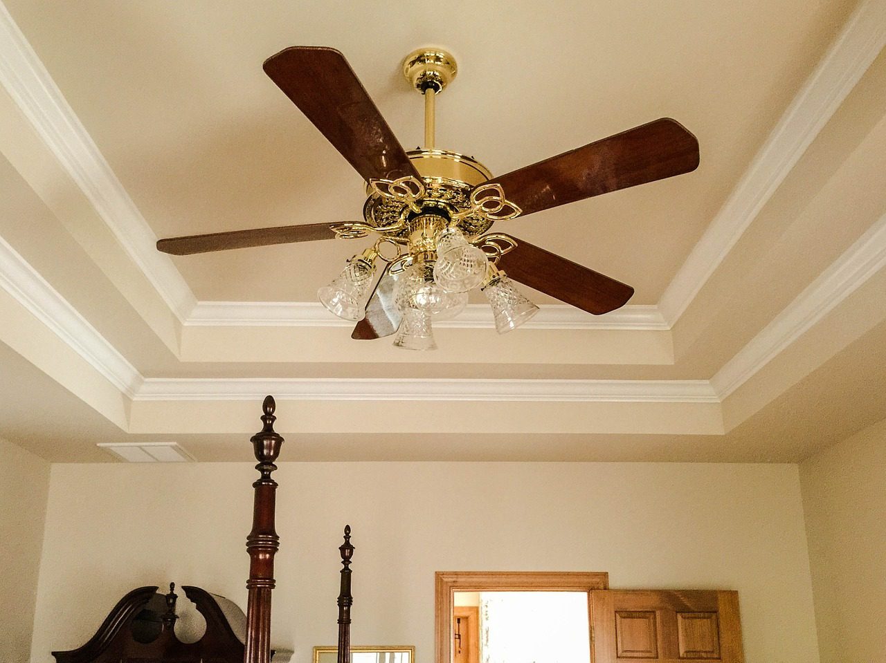 Use Fans to Keep Cool During Mild Fall Weather in Northern Virginia