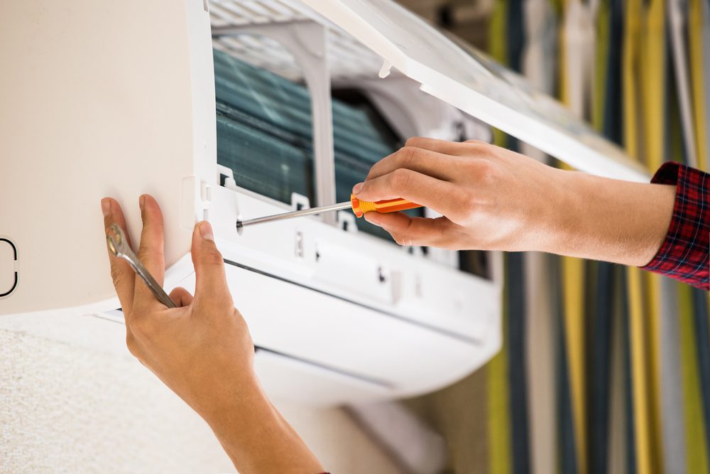 8 Disadvantages of Performing a DIY Air Conditioner Installation